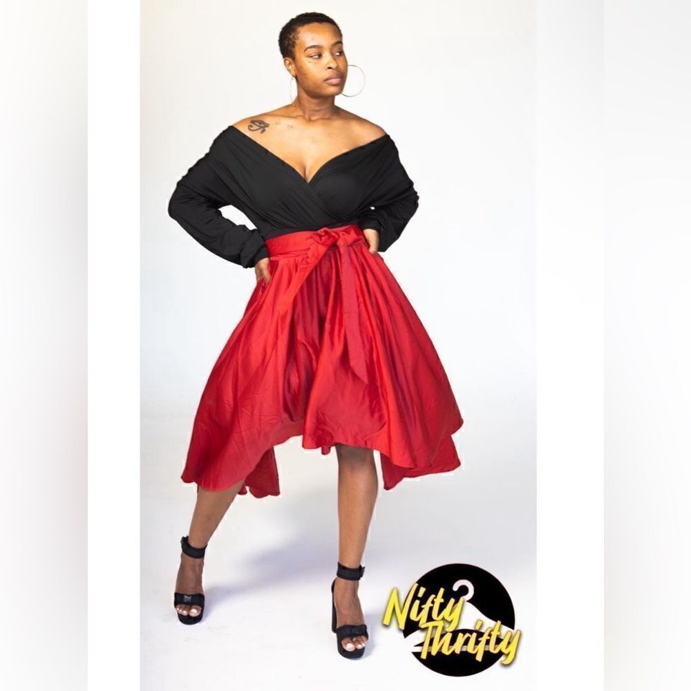 Chic Red High-Low Tie Waist Skirt by Roommates